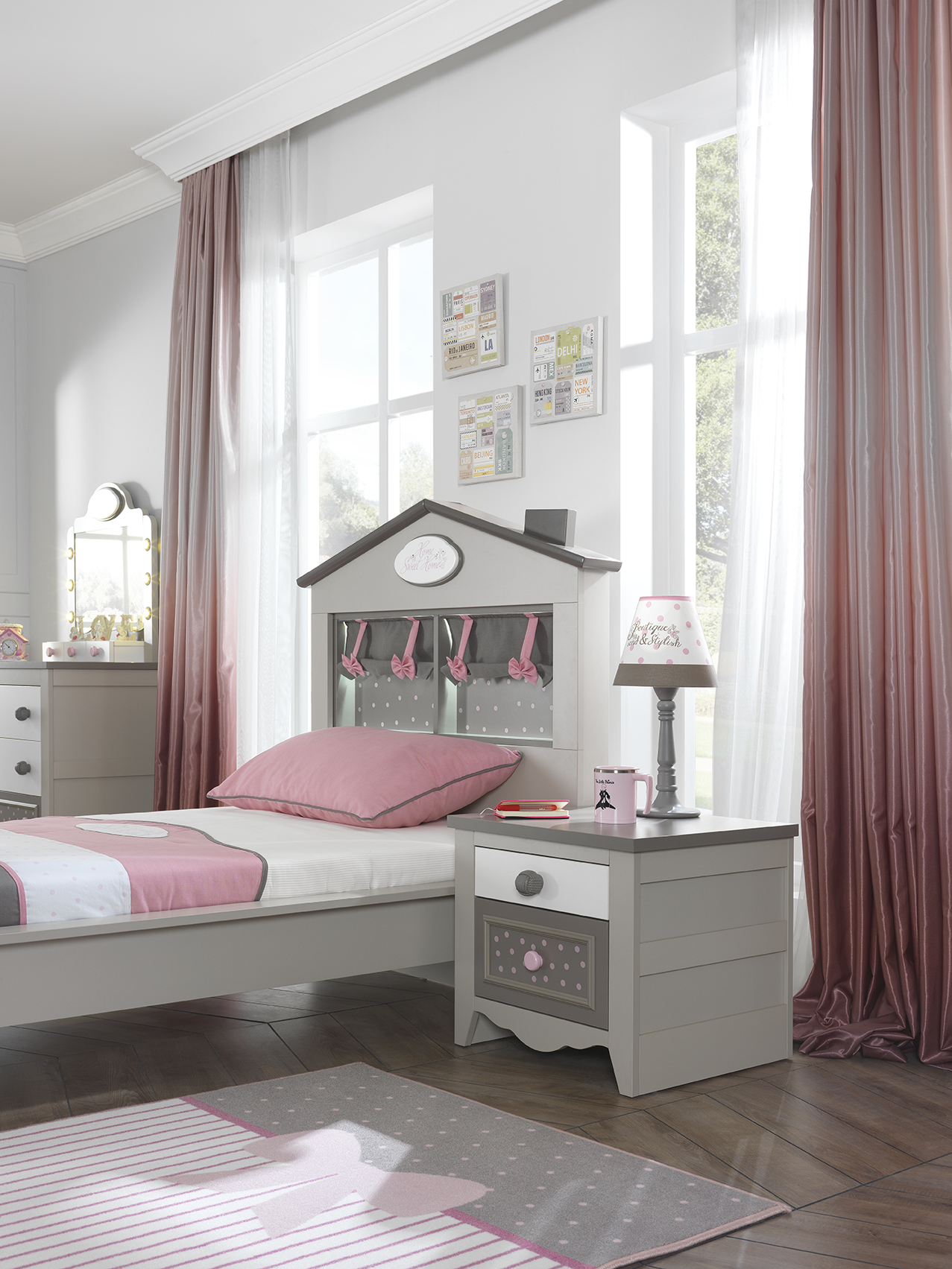 kupa_4943 Houses bedroom set