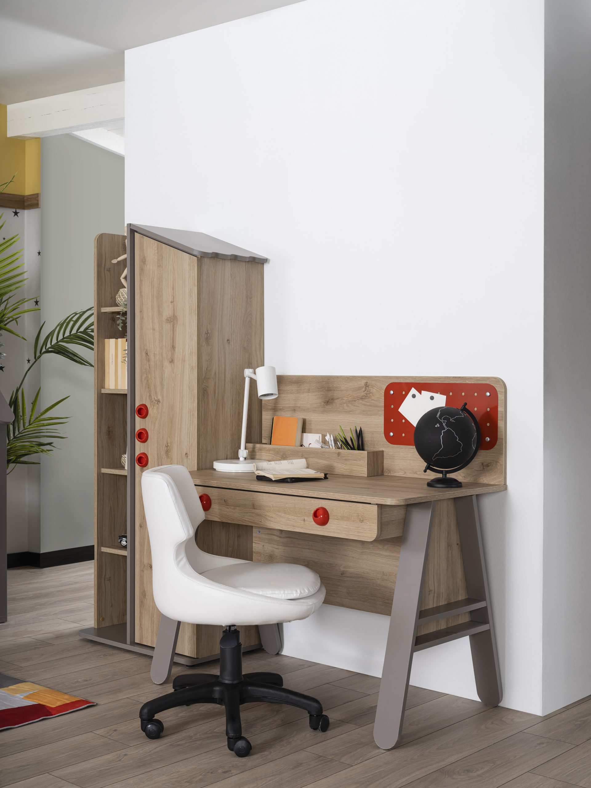 montessori14118 Montessori hut study table unit