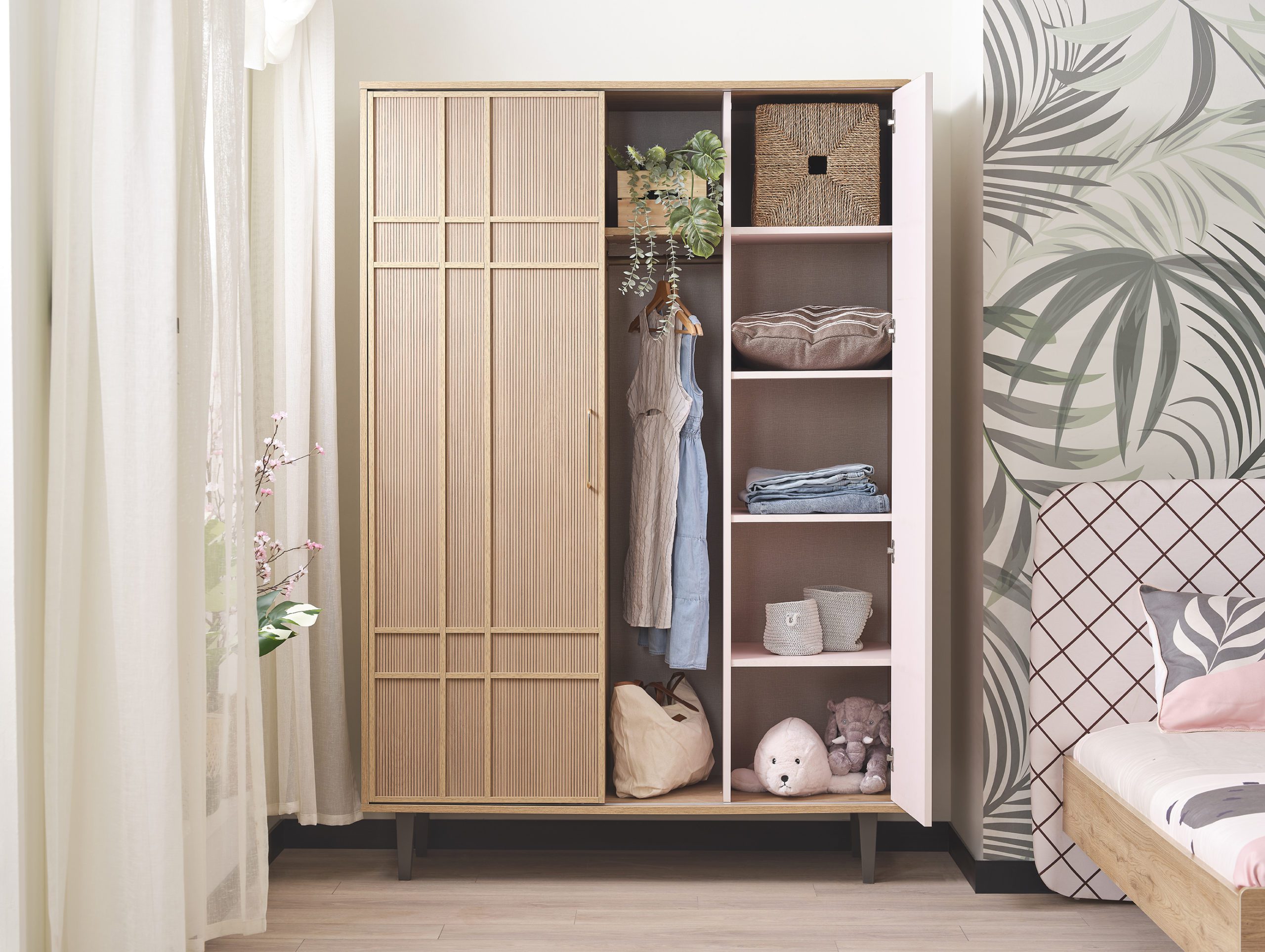 alice49554 alice wardrobe