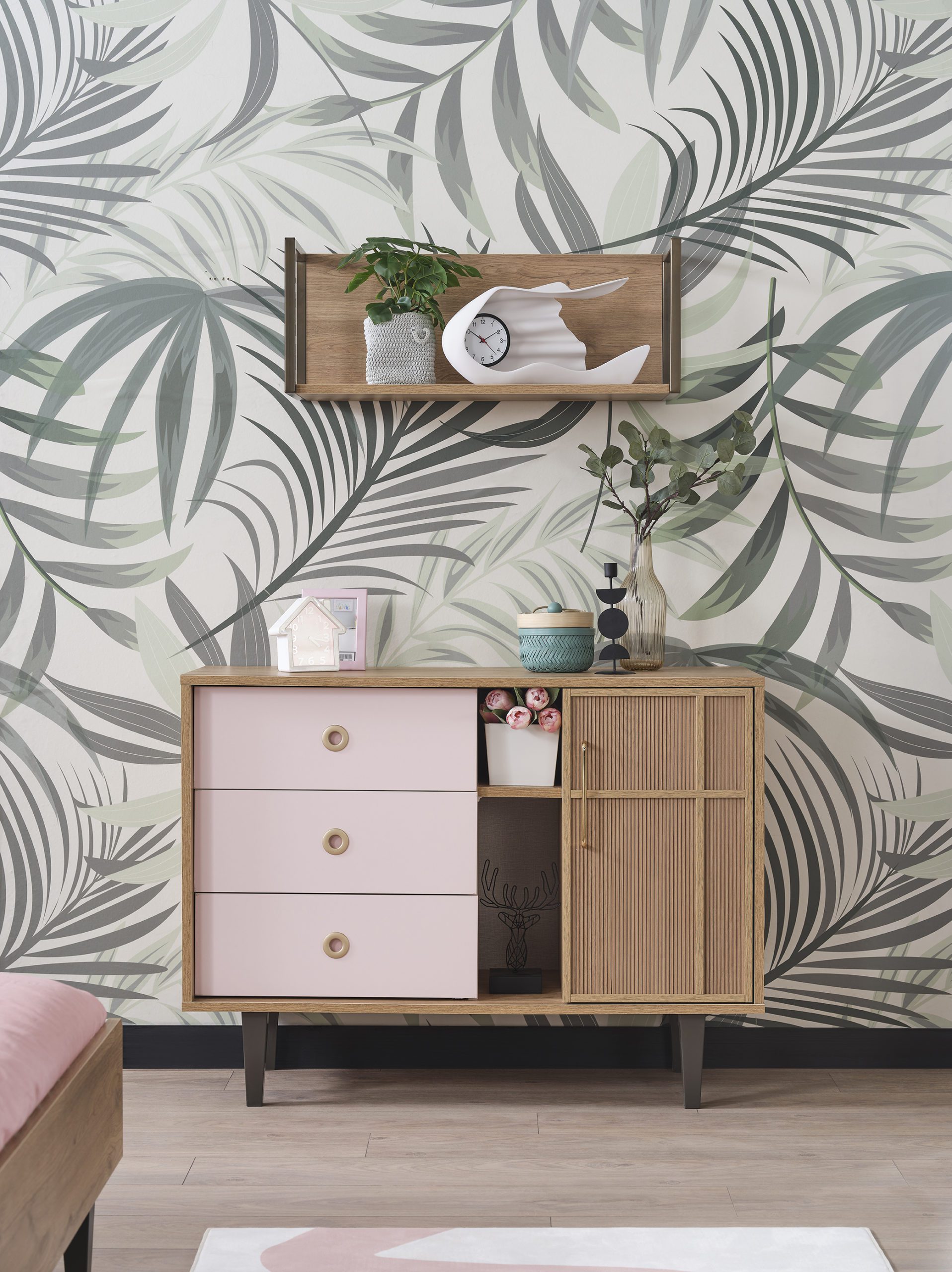 alice49586 alice dresser