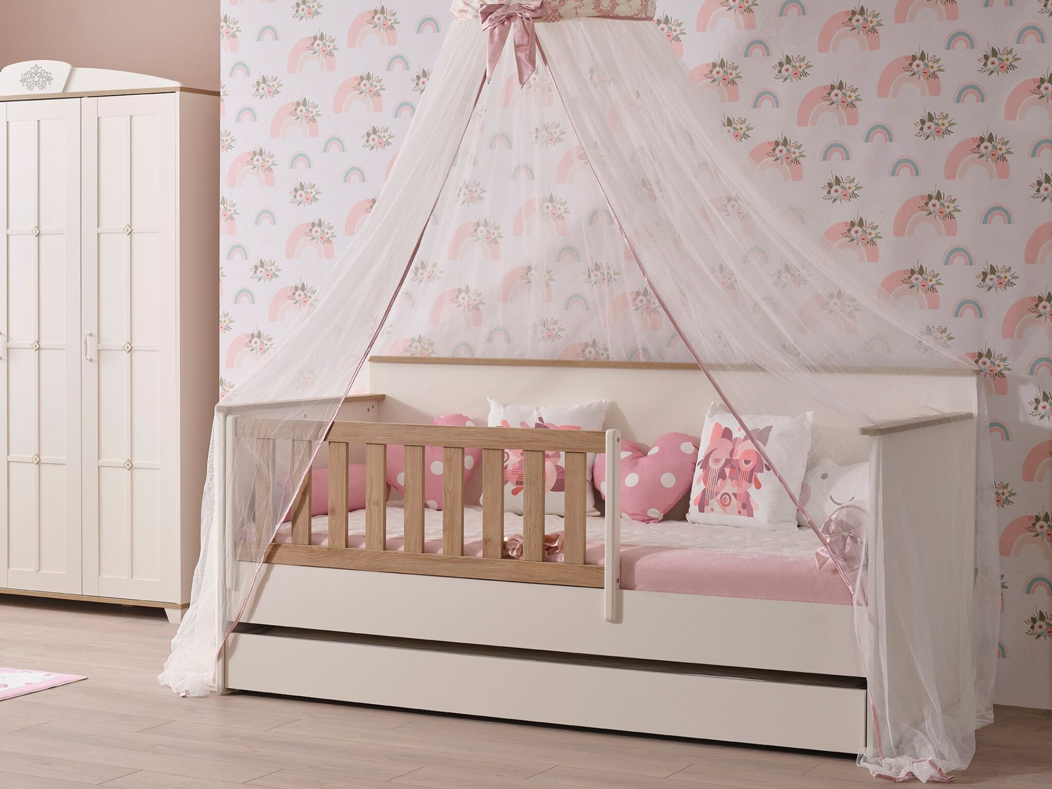 toddler-new-frezya-room Pink freesie toddler room