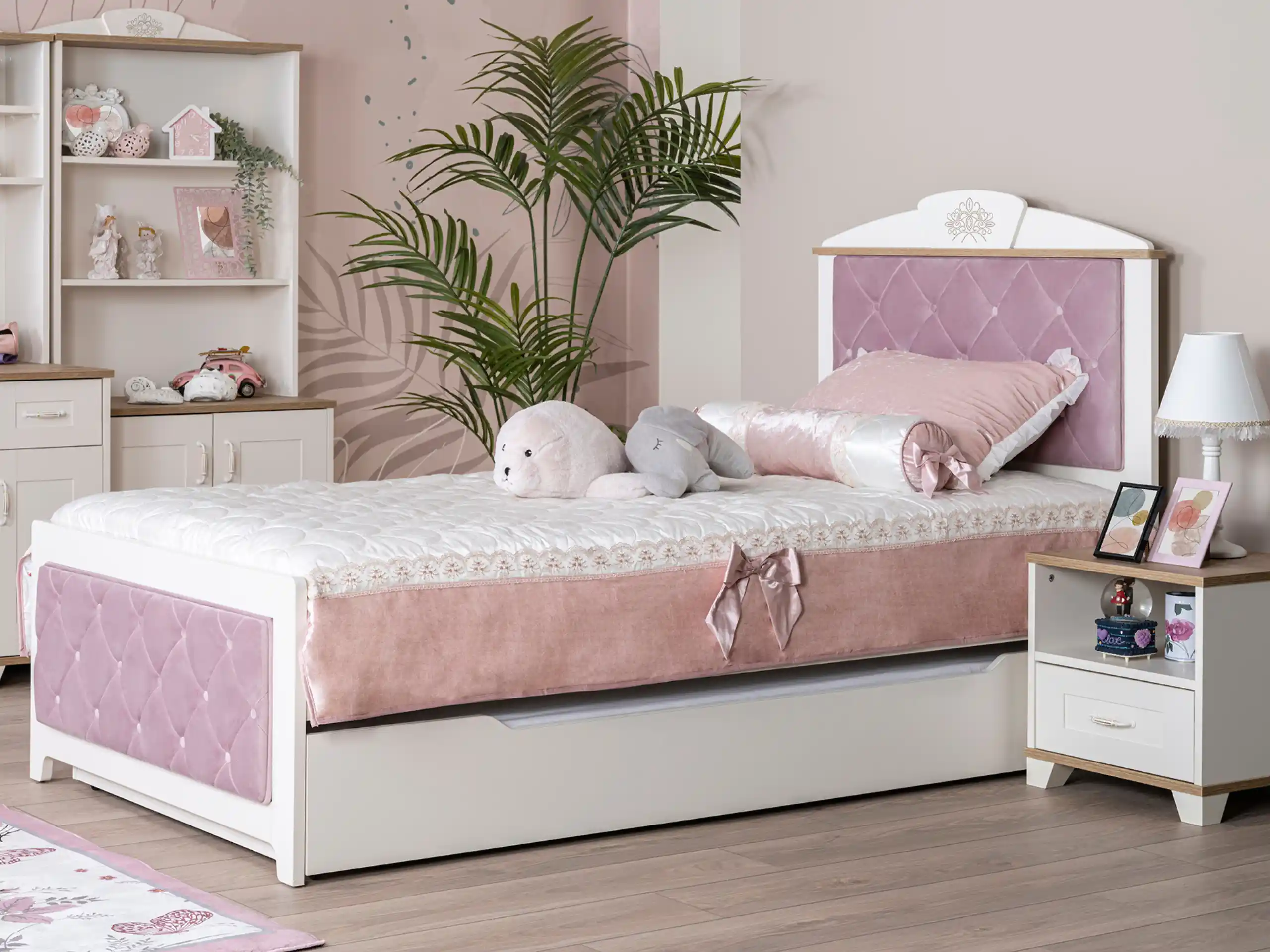 pink-freesie-bedspread pink freesie bedspread