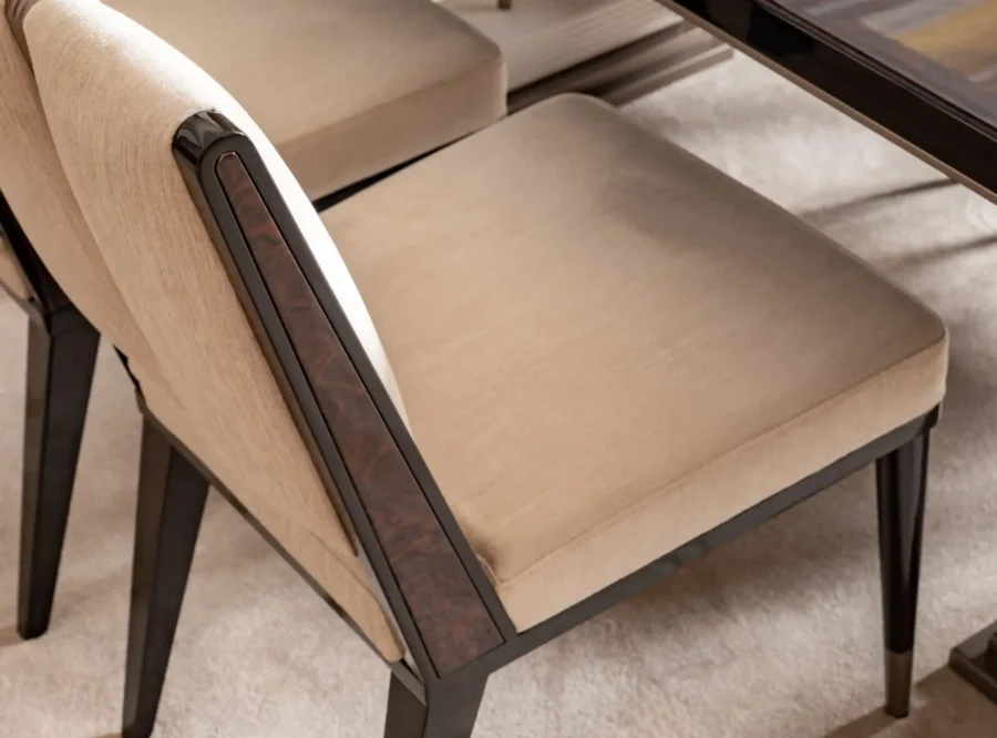 dining-table-chairs-closeup Senato dining set