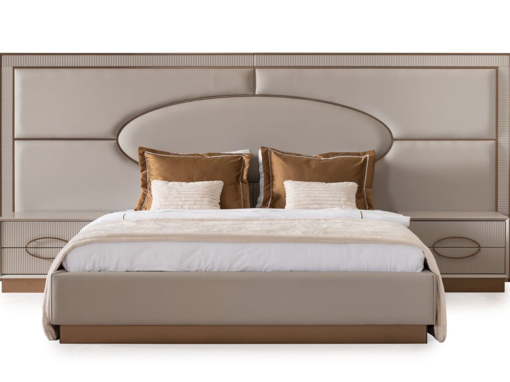 Casto bed