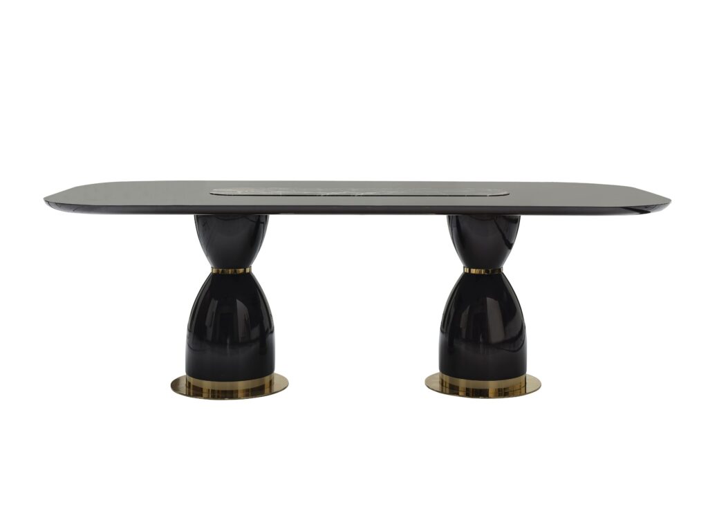 Braga dining table