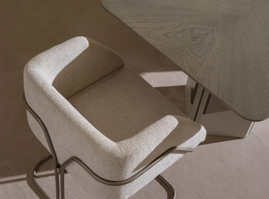 modern-chair-and-table-setting Ricamo dining set