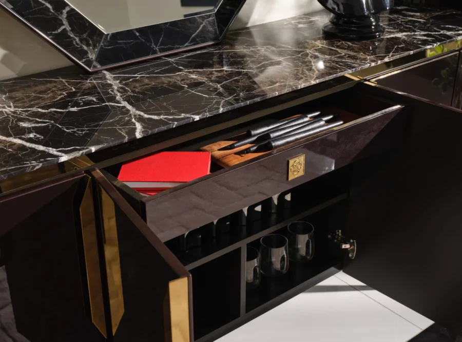 modern-console-interior-detail braga dining table