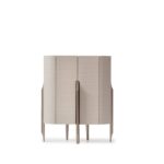 leora bar