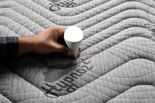 mattress with hand and bulb Hypnos ottoman bed