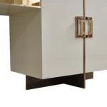 Piano dresser