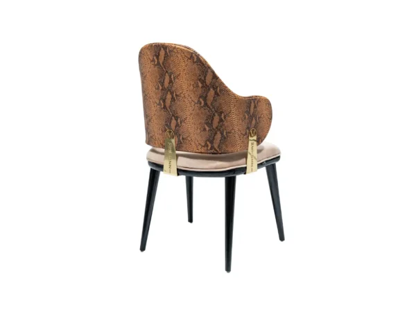 cream-snake-chair Snake chair