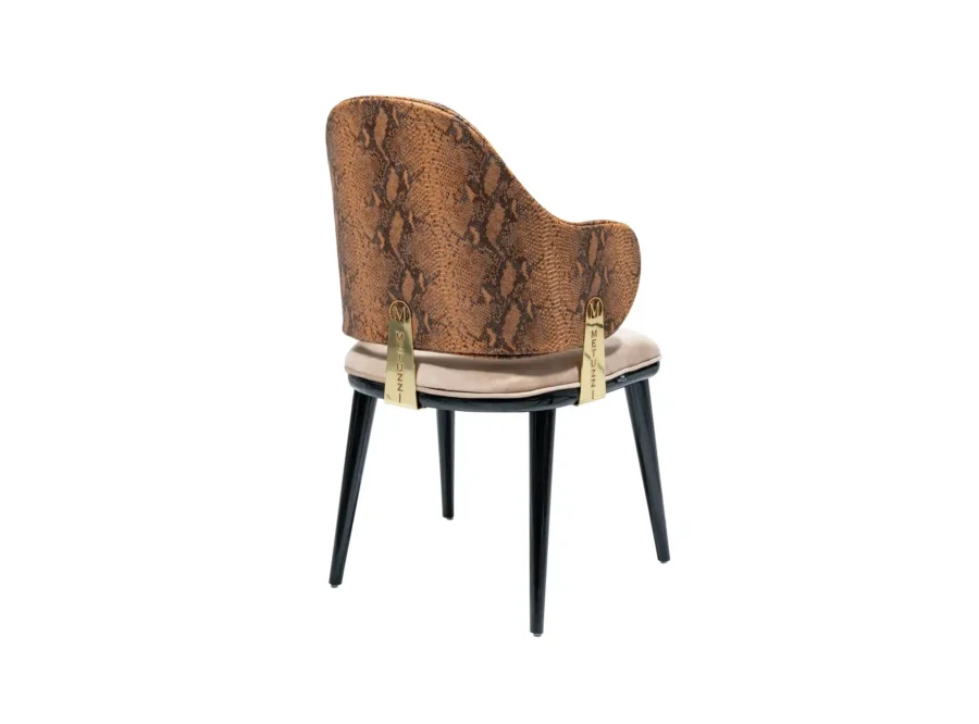 cream-snake-chair Snake chair