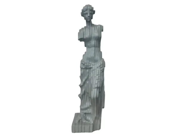 Standing Lady Cream