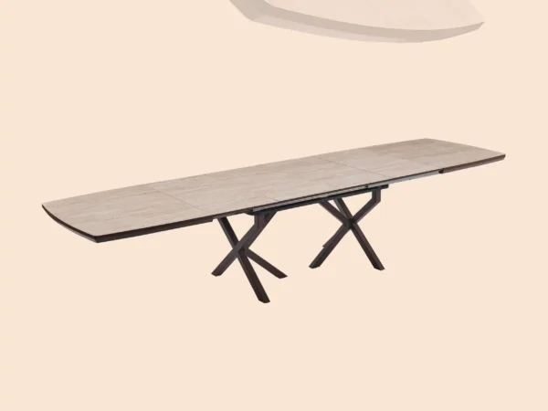 Esila dining table