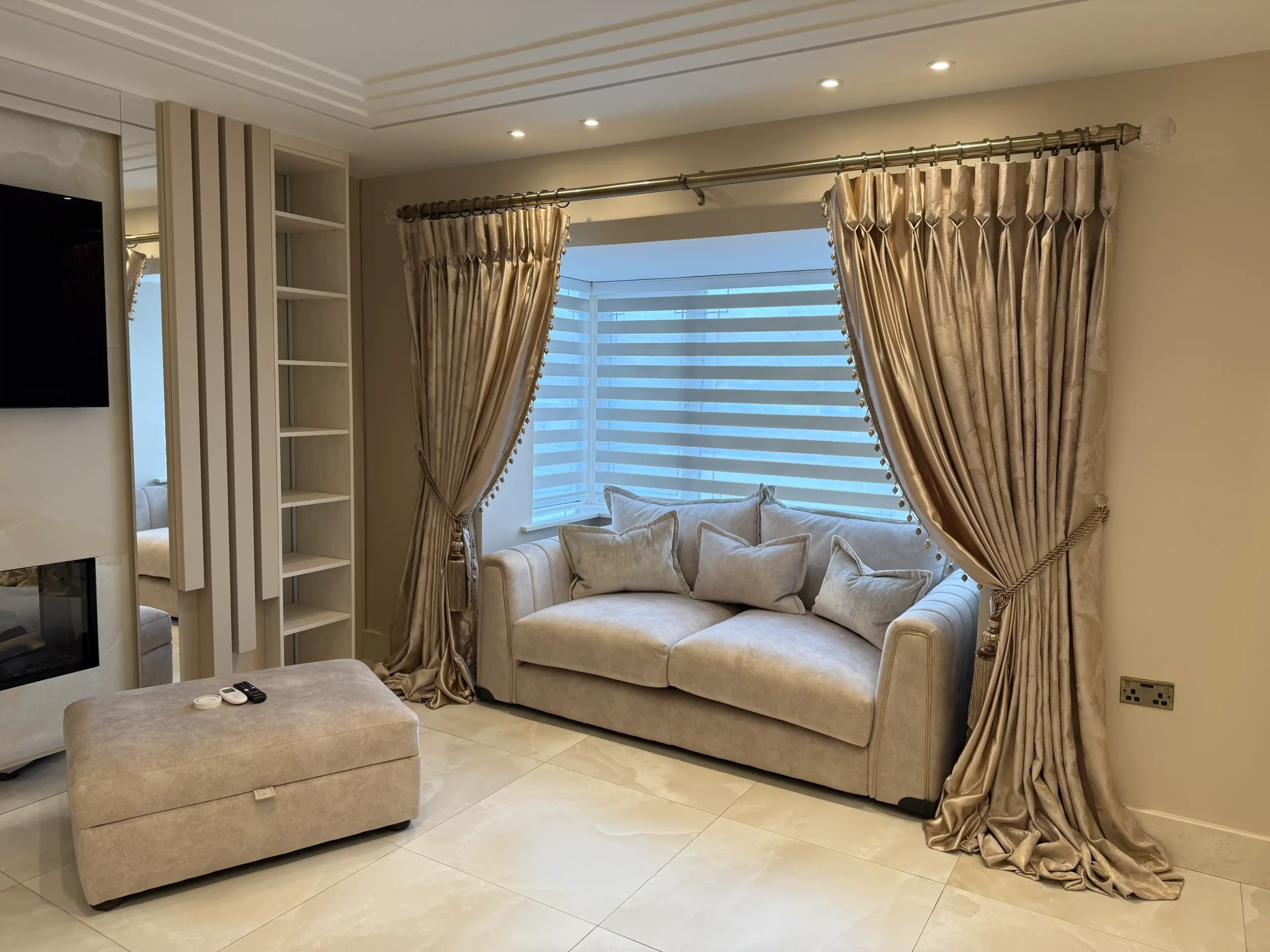 goblet-curtain